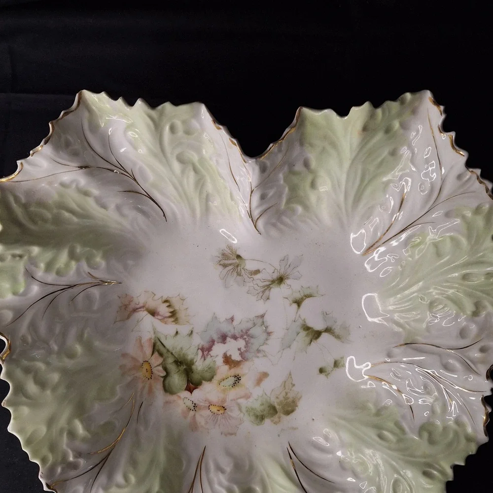 N/A antique porcelain